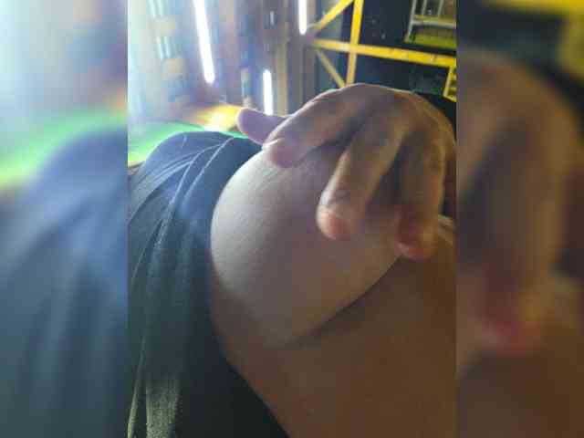 Angelia22 webcam