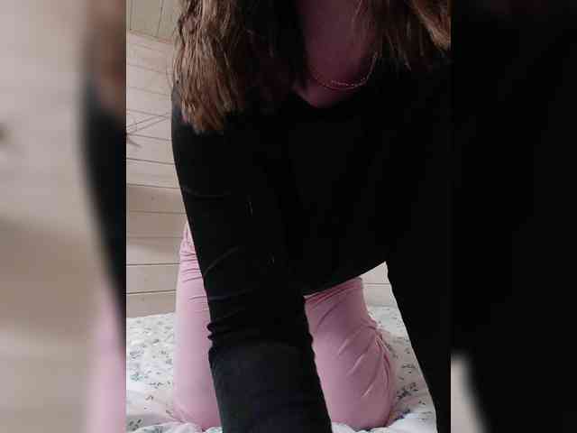 Angelia22 webcam
