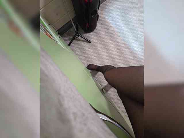 Angelia22 webcam