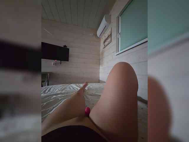 Angelia22 webcam