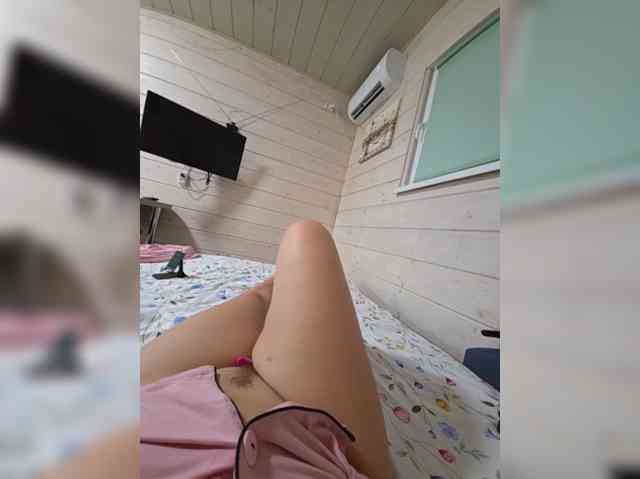 Angelia22 webcam