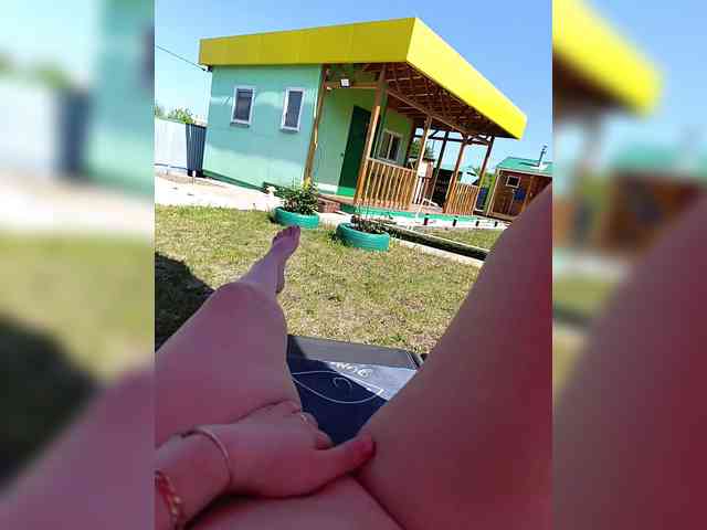 Angelia22 webcam
