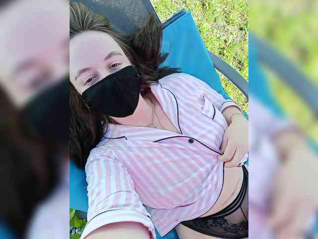 Angelia22 webcam