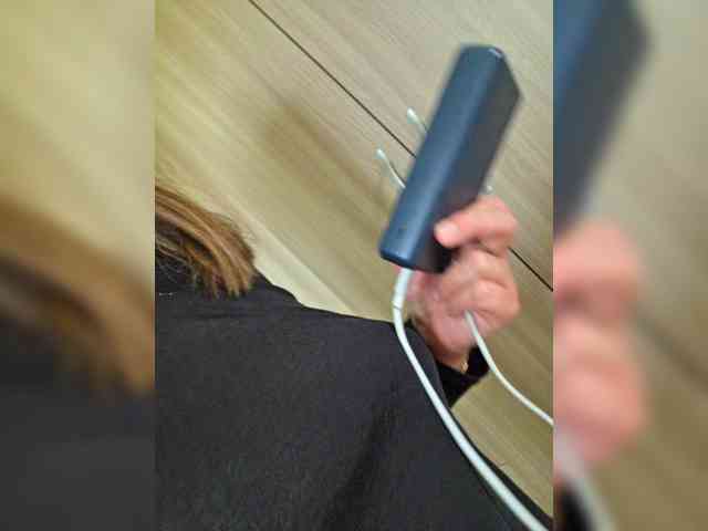 Angelia22 webcam