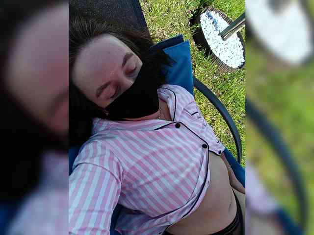 Angelia22 webcam