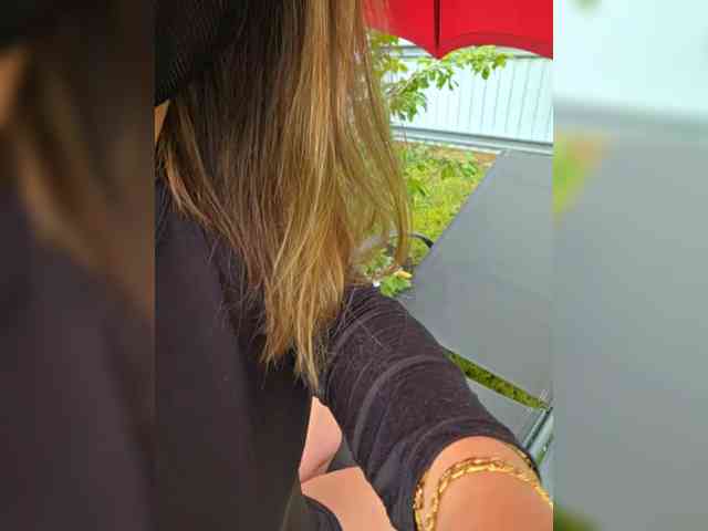 Angelia22 webcam