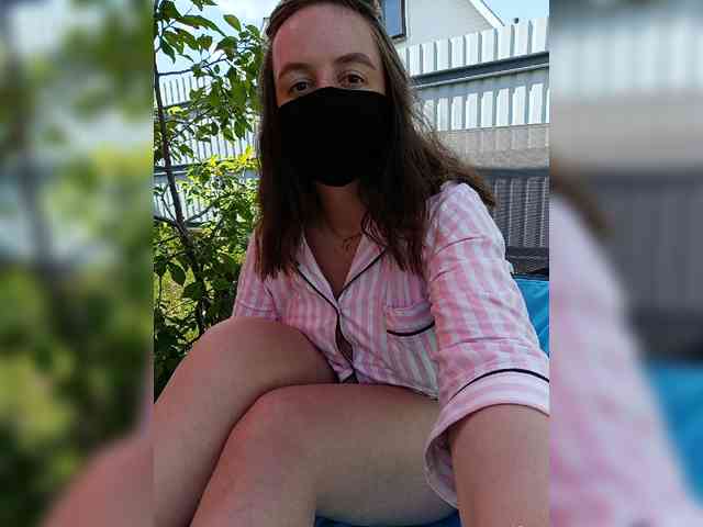 Angelia22 webcam