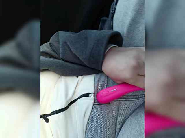 Angelia22 Live Webcam on BongaCams