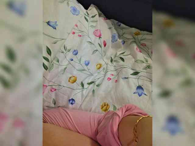 Angelia22 webcam