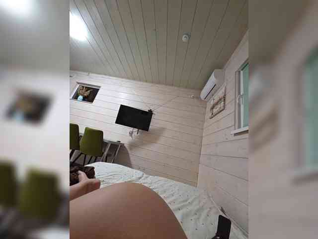 Angelia22 webcam