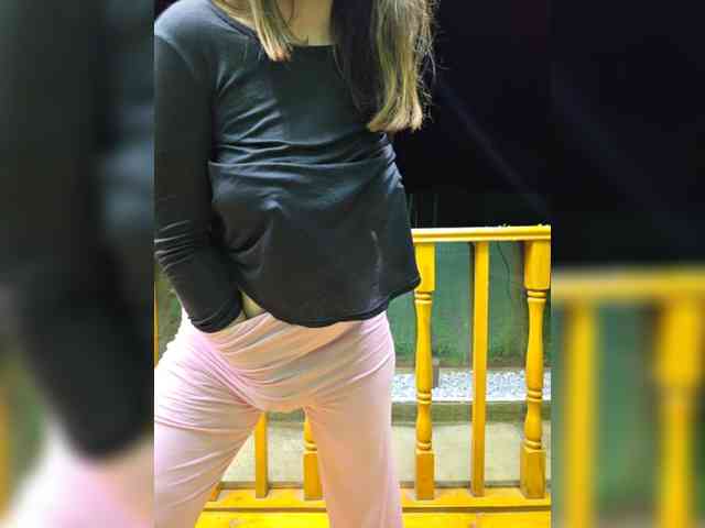 Angelia22 webcam