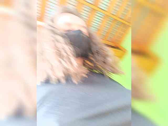 Angelia22 webcam