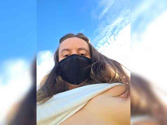 Angelia22 webcam