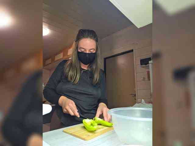 Angelia22 webcam