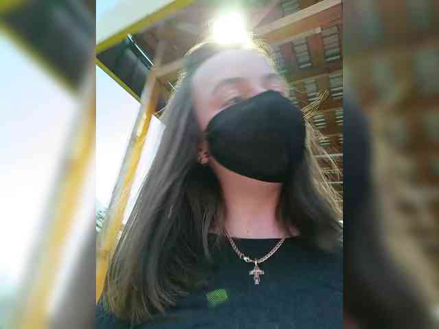 Bu model şu anda canlı. Angelia22