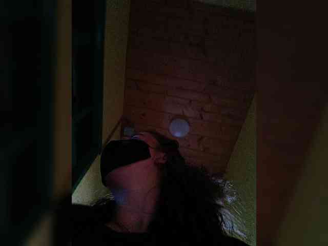Angelia22 webcam