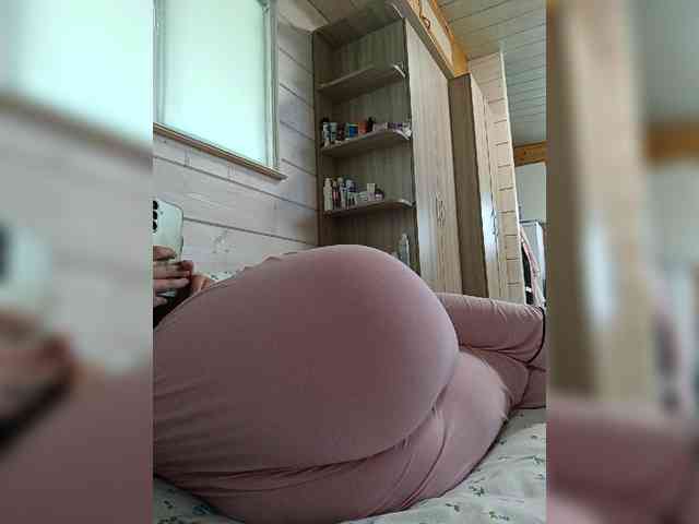Angelia22 webcam