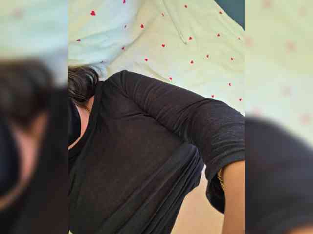 Angelia22 webcam