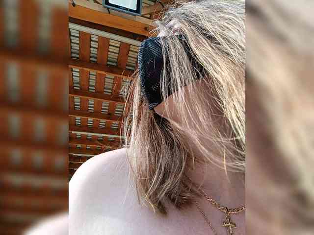 Angelia22 webcam