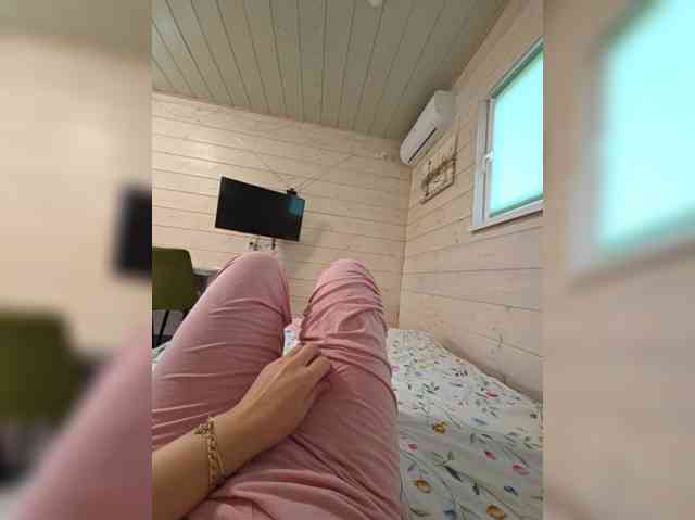 Angelia22 webcam