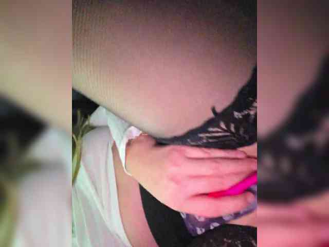 Angelia22 webcam