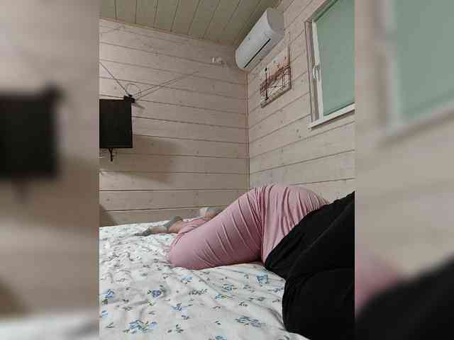 Angelia22 webcam
