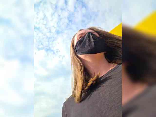 Angelia22 webcam