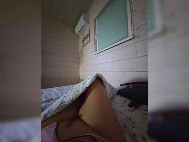 Angelia22 webcam
