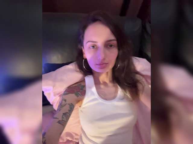Wow-Eva live cam on BongaCams