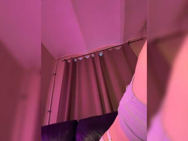 Wow-Eva live cam on BongaCams