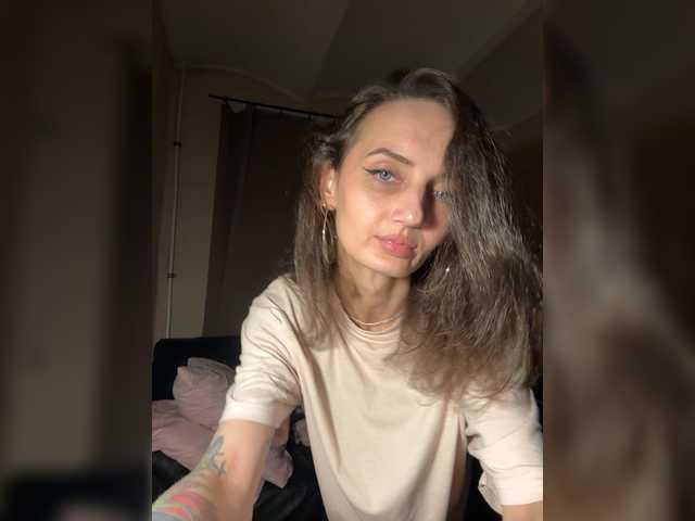 Wow-Eva live cam on BongaCams