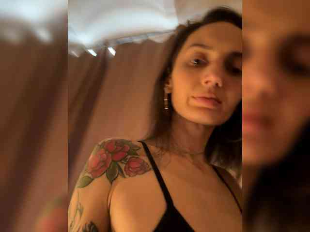 Wow-Eva Sex Cam Show