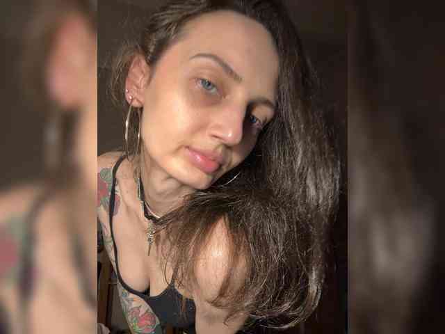 Wow-Eva Sex Cam Show