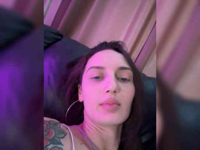 Wow-Eva Live Webcam on BongaCams