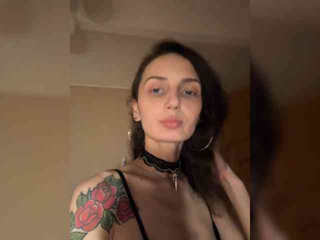Wow-Eva Sex Cam Show
