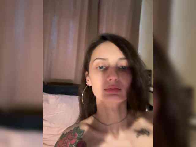 Wow-Eva Sex Cam Show