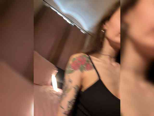 Wow-Eva Sex Cam Show