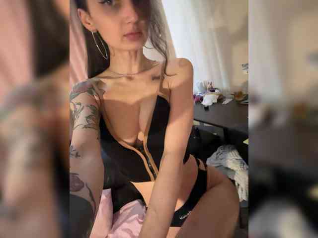 Wow-Eva webcam