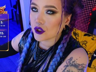 Laura-Wicked Porn Show