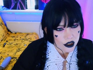 Laura-Wicked Porn Show