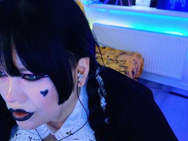 Laura-Wicked live cam on BongaCams