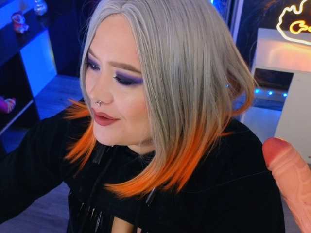 Laura-Wicked live cam on BongaCams