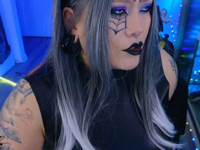Laura-Wicked