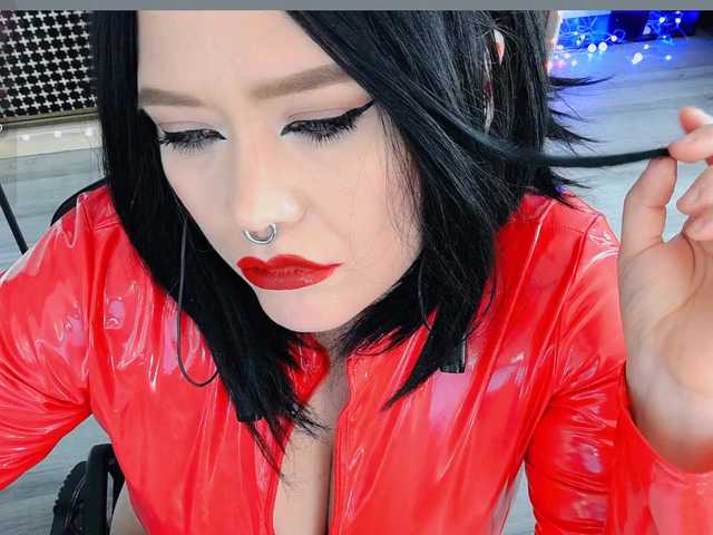 Laura-Wicked Nude Live Sex Shows