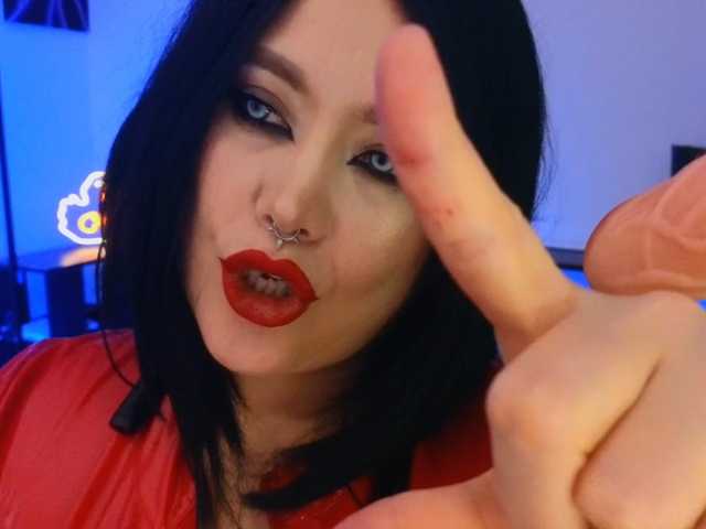 Laura-Wicked live cam on BongaCams