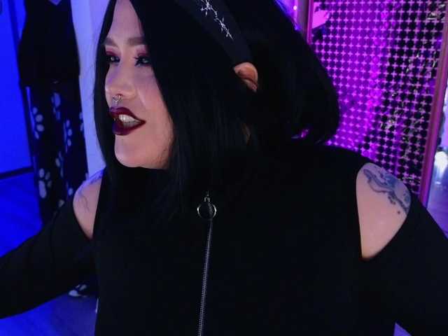 Laura-Wicked