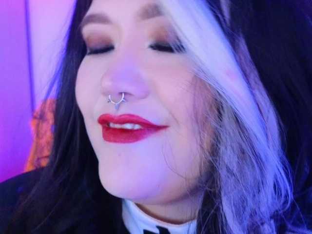 Laura-Wicked