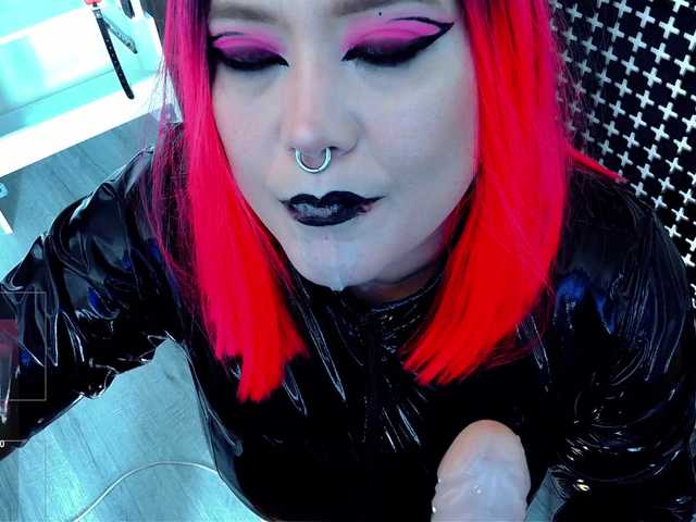 Laura-Wicked's BongaCams show and profile