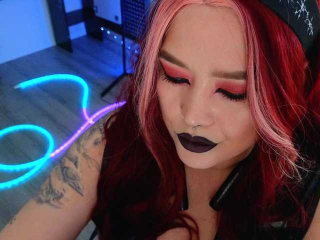 laura-wicked online