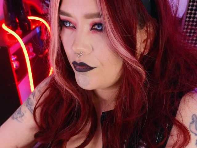 laura-wicked online